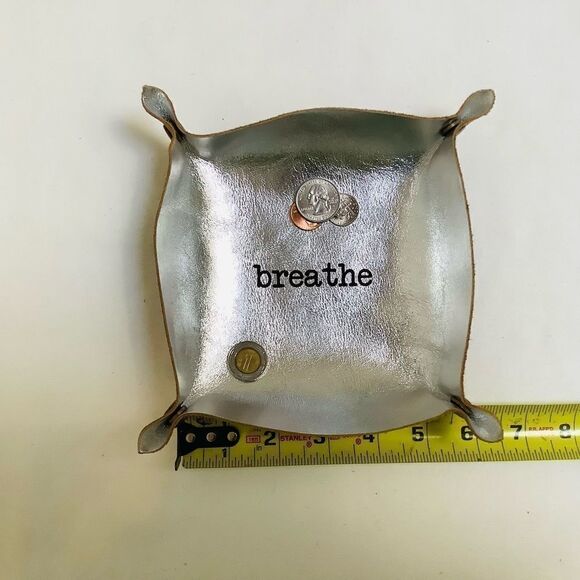 AFFIRMATION LEATHER CATCH ALL NWOT - Picture 5 of 6